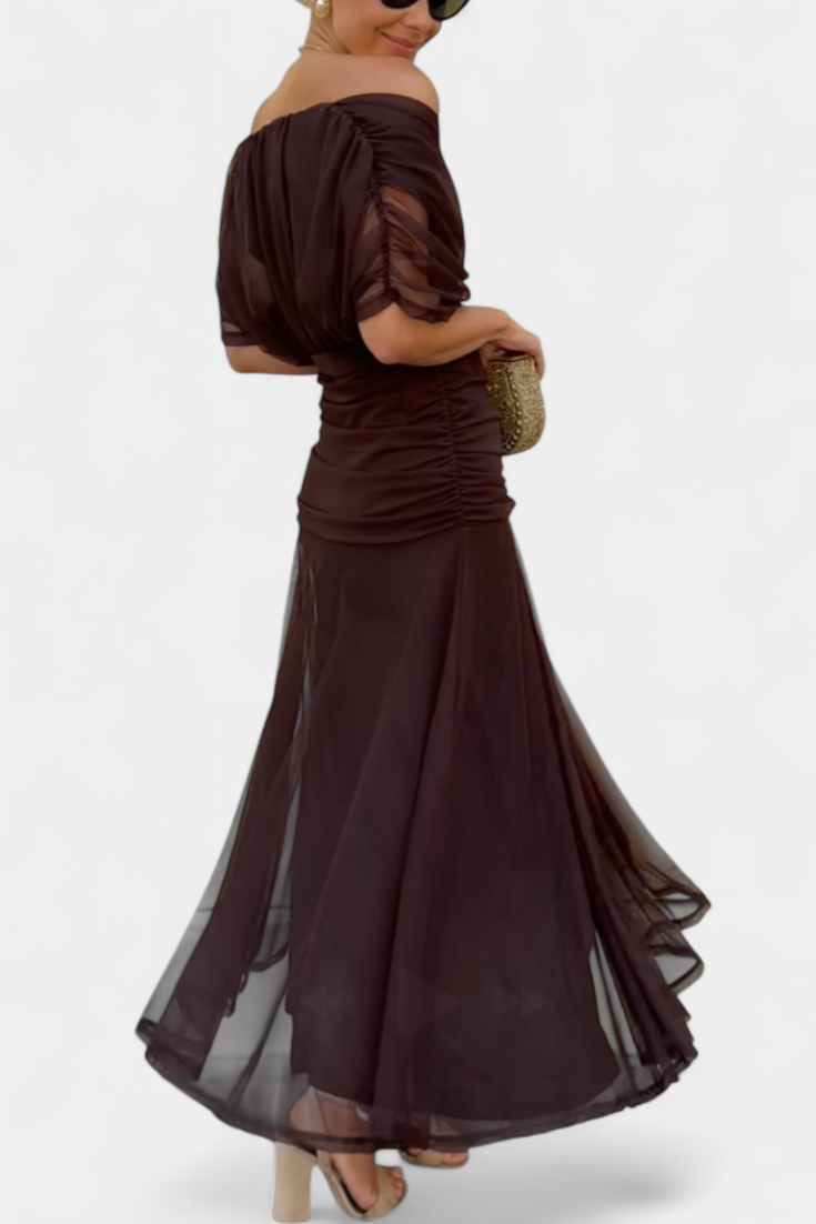 Long V-neck floral dress for women – An elegant and flowing outfit