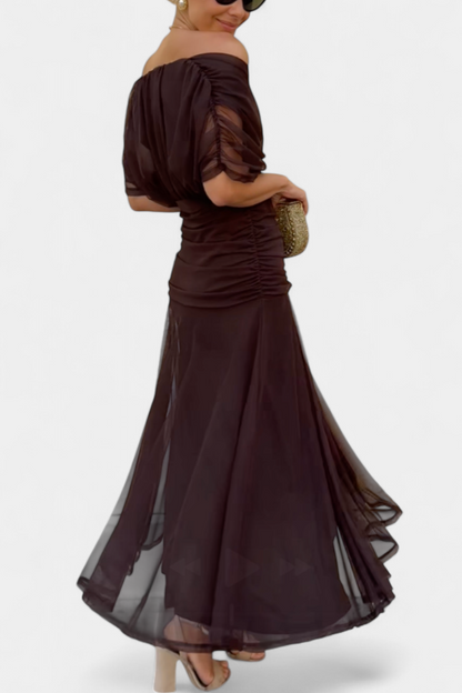 Long V-neck floral dress for women – An elegant and flowing outfit