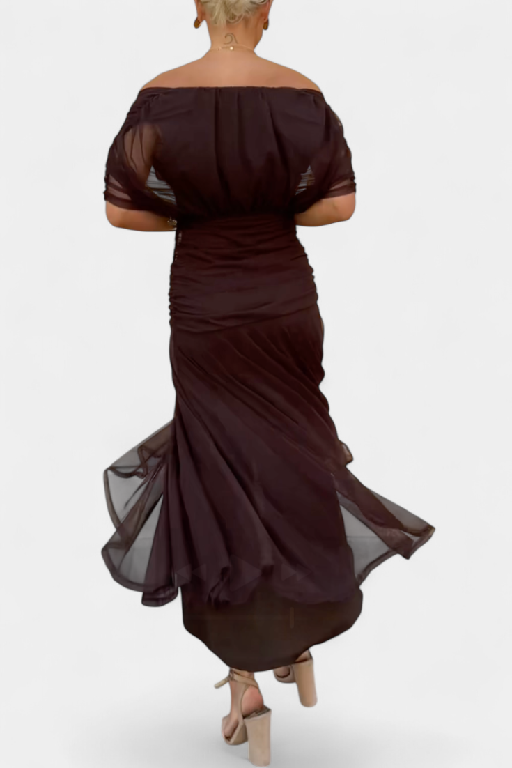 Long V-neck floral dress for women – An elegant and flowing outfit