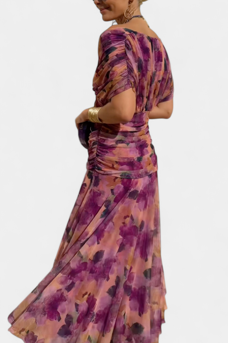 Long V-neck floral dress for women – An elegant and flowing outfit