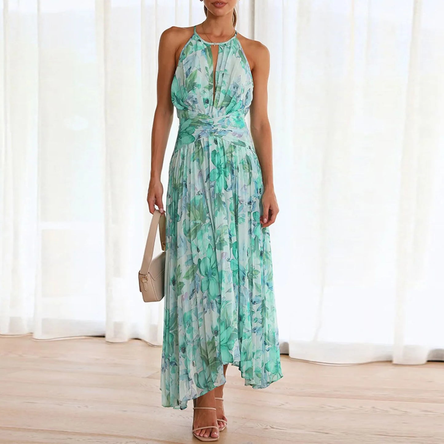 Women's floral maxi dress with halter neck - Bohemian and elegant