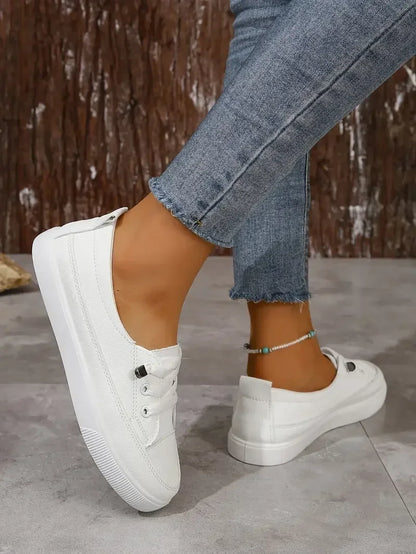 Baskets plates décontractées à bout rond pour femmes avec lacets