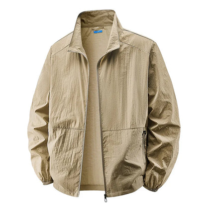 Lightweight men's jacket with multiple pockets - Practical and modern