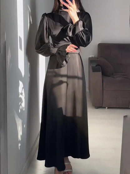 Robe de Soirée Élégante en Satin pour Femme – Maxi Robe Swing avec Manches Bouffantes Longues