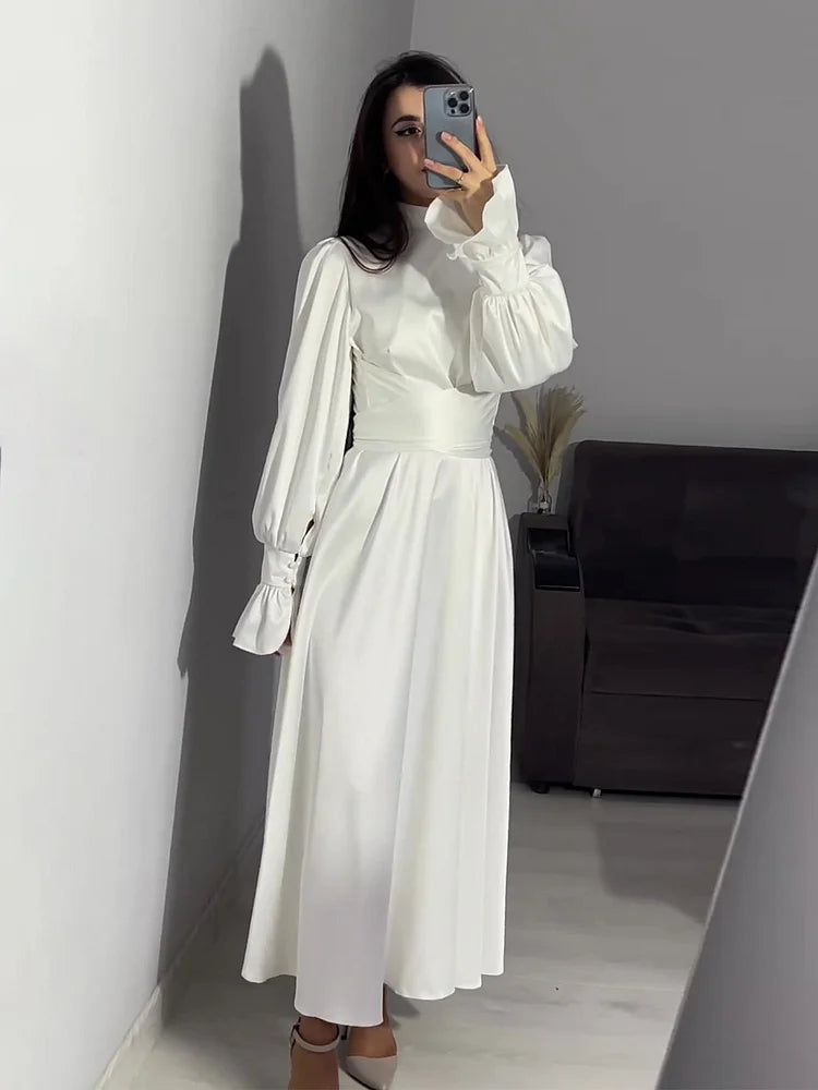 Robe de Soirée Élégante en Satin pour Femme – Maxi Robe Swing avec Manches Bouffantes Longues