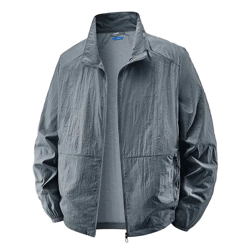 Lightweight men's jacket with multiple pockets - Practical and modern
