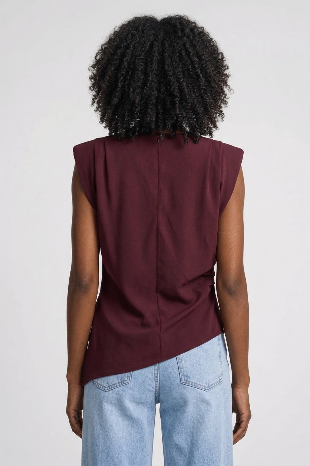 Top donna drappeggiato senza maniche, taglio aderente - Elegante e raffinato