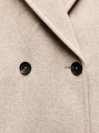 Trench da donna dal taglio dritto, doppiopetto – Elegante e antivento