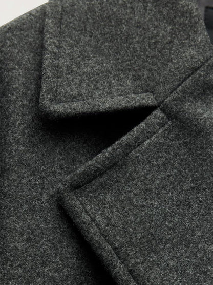 Trench da donna dal taglio dritto, doppiopetto – Elegante e antivento