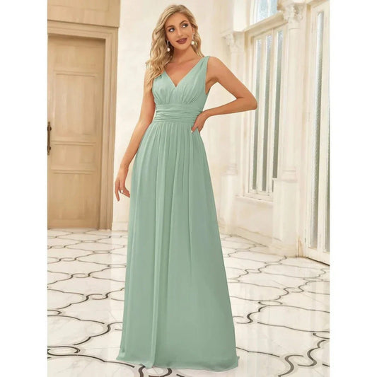 Robe Maxi Élégante à Col V – Style Féminin Intemporel