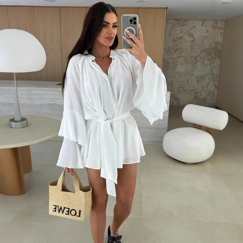 Robe Mini Élegante Femme Col V – Manches Évasées à Volants avec Taille Ajustable