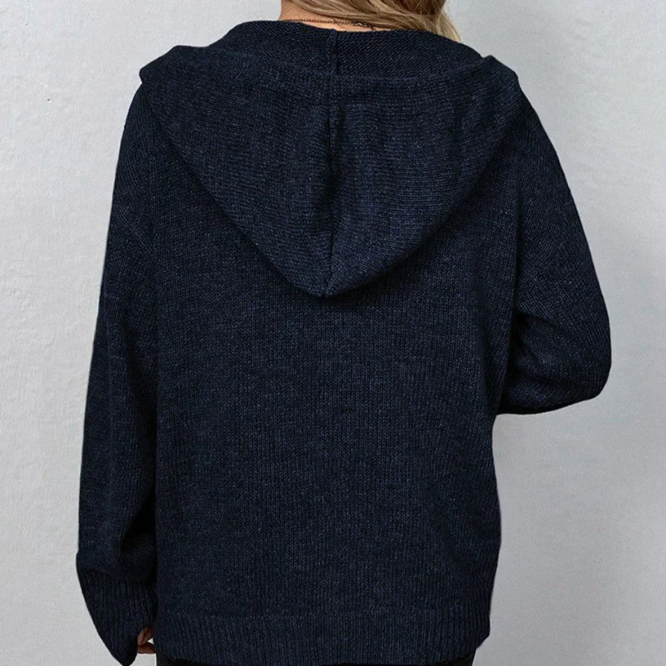 Cardigan Tricoté pour Femme avec Capuche et Cordon – Confort et Élégance
