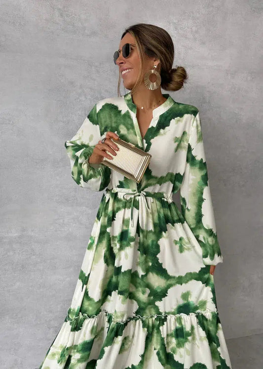 Robe longue évasée à manches longues et col en V pour femme, verte et blanche – Tenue d'été élégante, fluide et légère