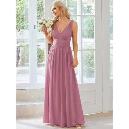 Robe Maxi Élégante à Col V – Style Féminin Intemporel