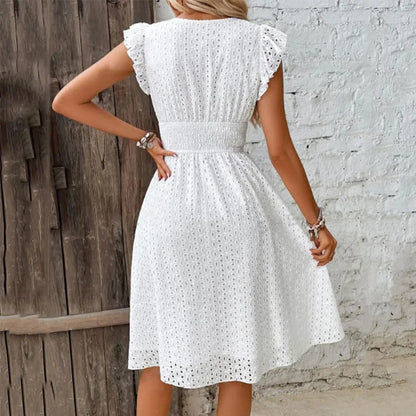 Robe Midi Élégante Femme en Tissu à Œillets – Col V Coupe Évasée et Ajustée