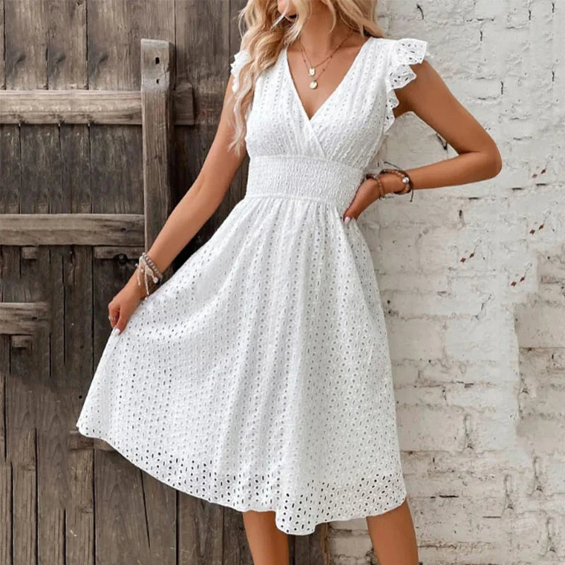 Robe Midi Élégante Femme en Tissu à Œillets – Col V Coupe Évasée et Ajustée