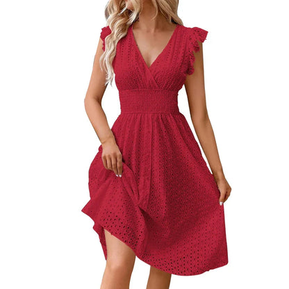 Robe Midi Élégante Femme en Tissu à Œillets – Col V Coupe Évasée et Ajustée