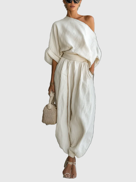 Women's two-piece off-shoulder set – Chic and trendy