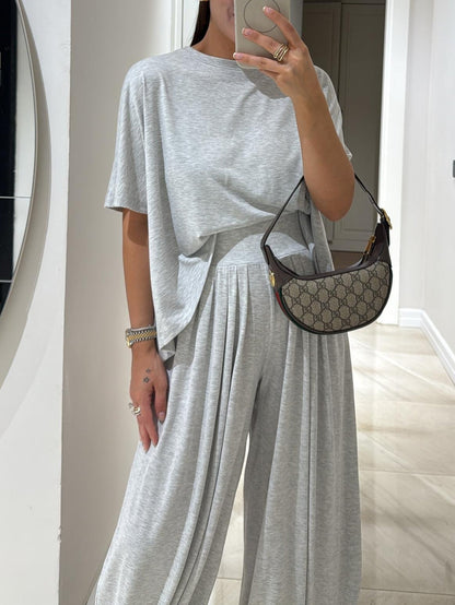 Ensemble Deux-Pièces Femme Gris Clair – Haut Décontracté et Pantalon Large Confortable