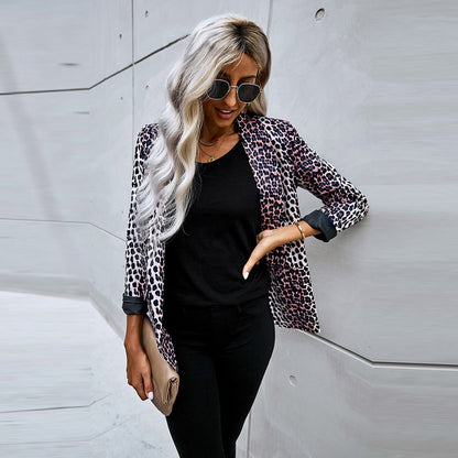 Blazer til kvinder med leopardprint – Trendy og markant