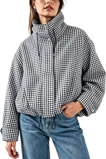 Veste femme à carreaux, col montant et fermeture zippée – Style décontracté chic et court