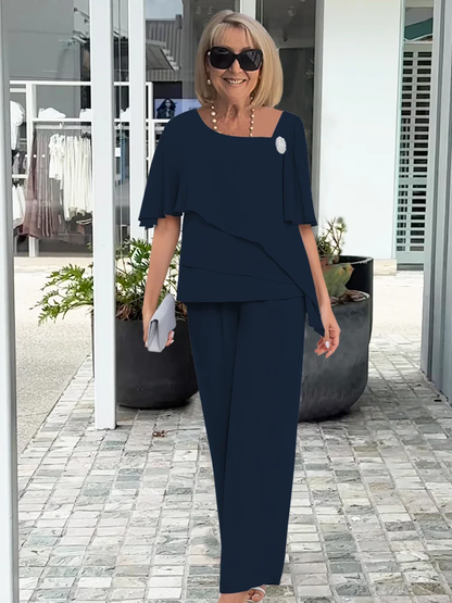 Ensemble deux pièces élégant pour femme – Style chic et sophistiqué pour les soirées au bureau