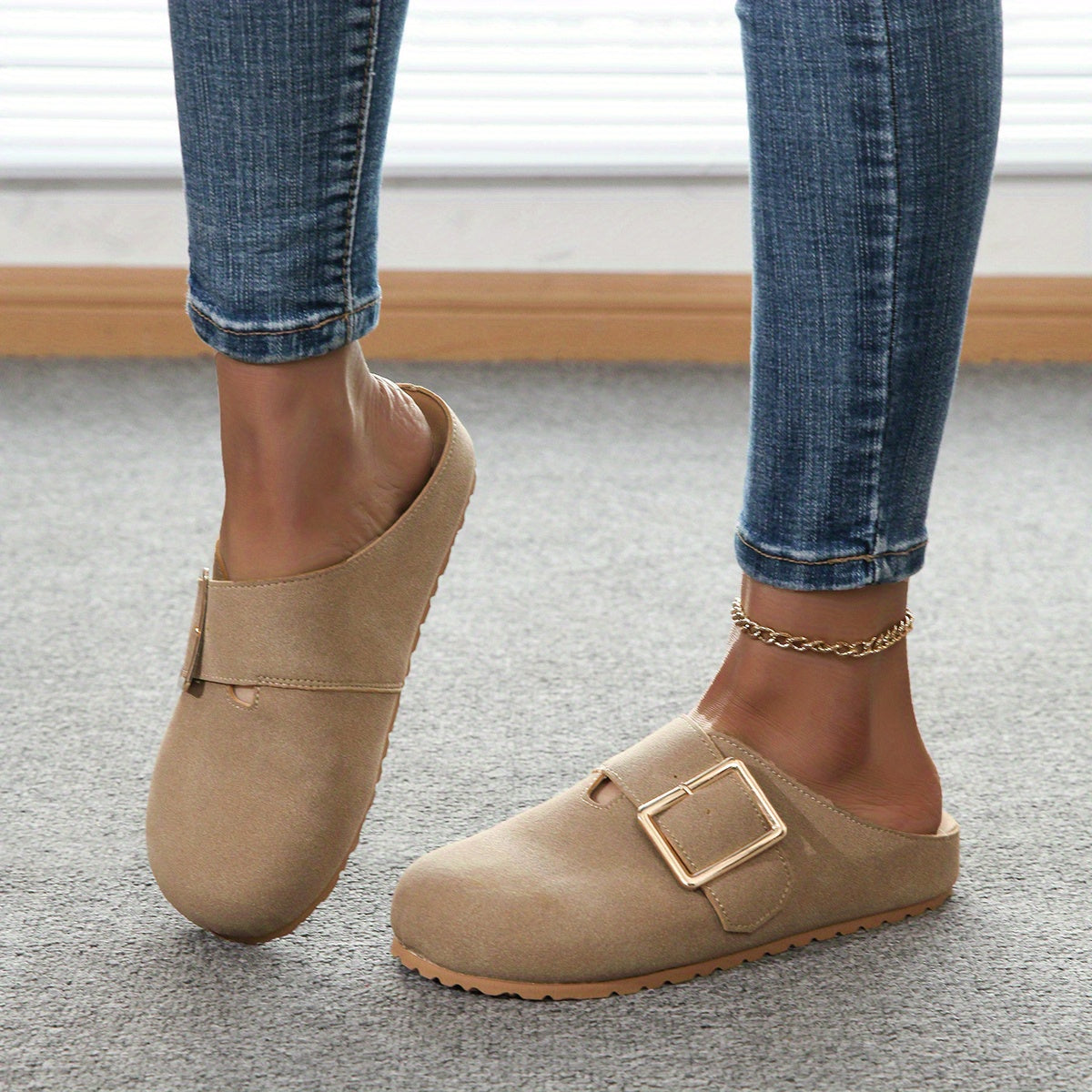 Mules à enfiler pour femmes - Tige en tissu confortable avec sangle à boucle métallique, semelle intérieure en PU doux et semelle en PVC durable - Chaussures décontractées toutes saisons, faciles à nettoyer, chaussure élégante | Confort garanti