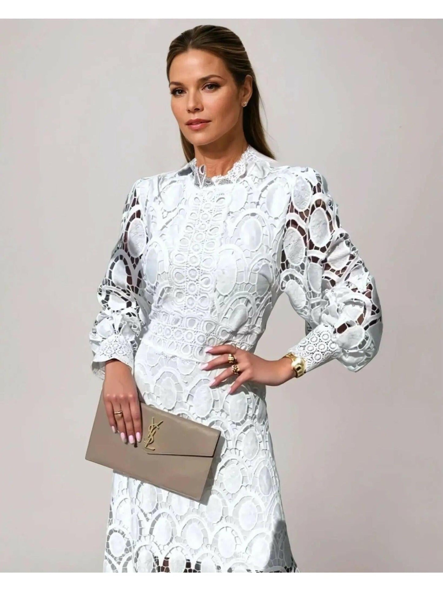 Robe midi élégante en dentelle française pour femmes – robe évasée à manches longues