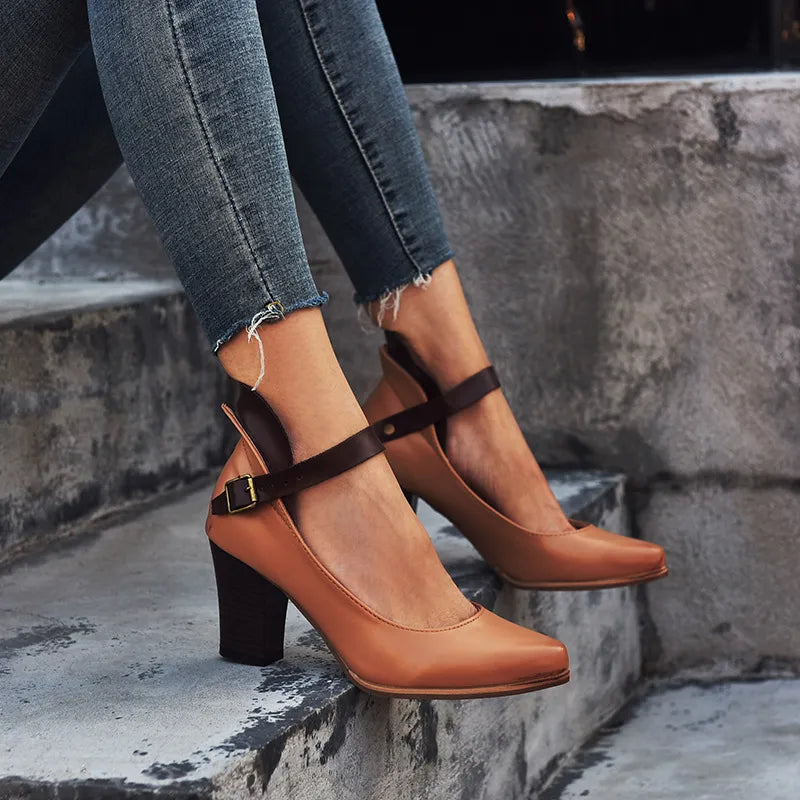 Chaussure Talon Bloc Boucle Confortable Élégante Femmes – Confiance, Stabilité
