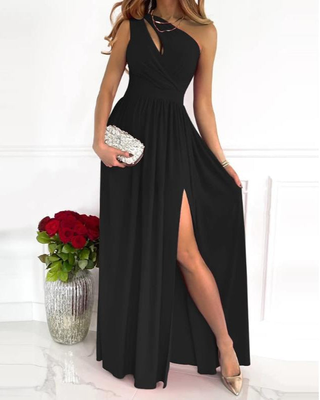 Robe de soirée fendue à une épaule – Élégance assurée