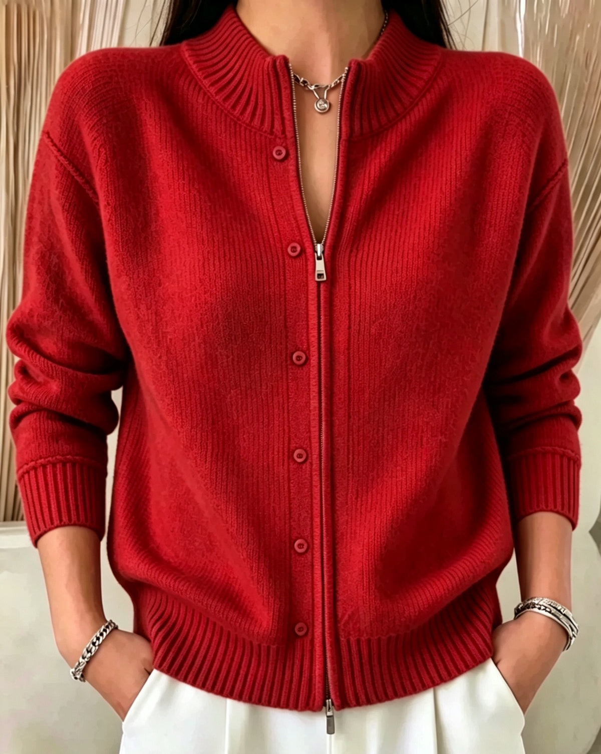 Women's zip-up crew-neck sweater - Soft and practical