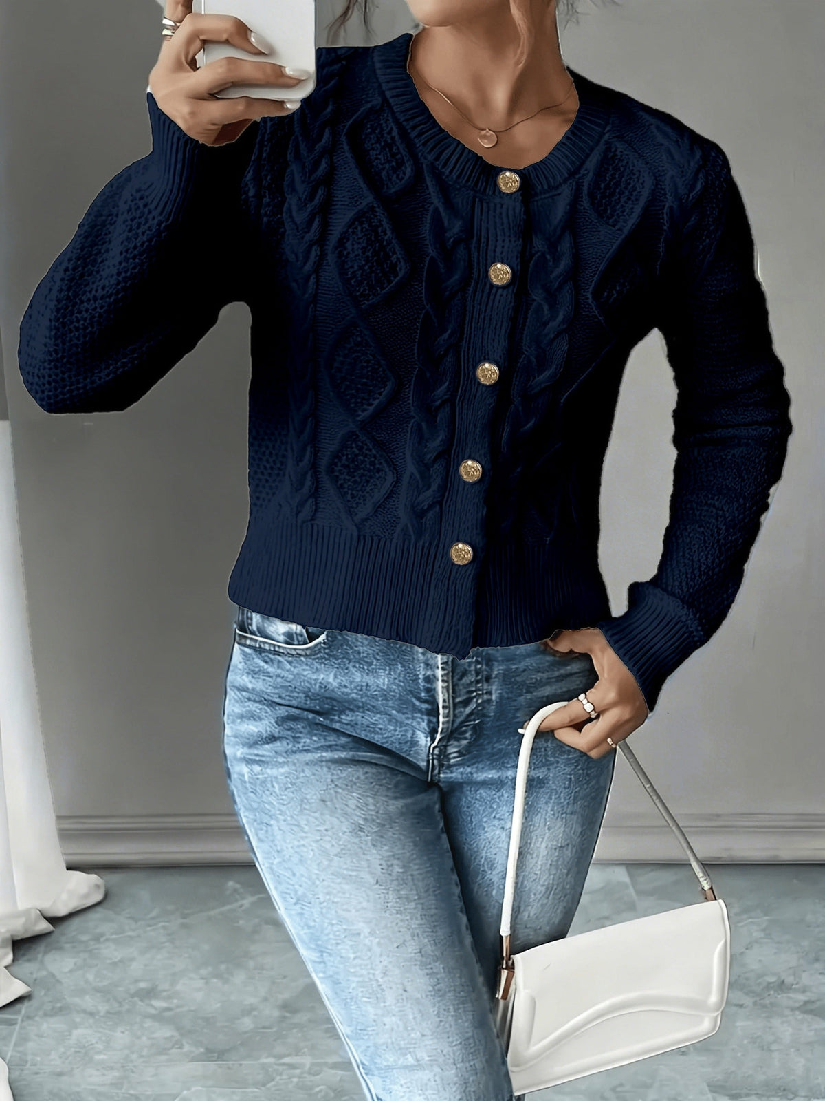 Cárdigan de punto trenzado para mujer con botones - Elegante y suave