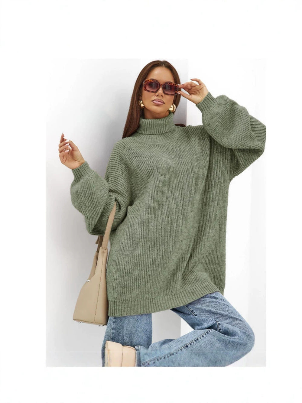 Women's knitted turtleneck top - Trendy and warm