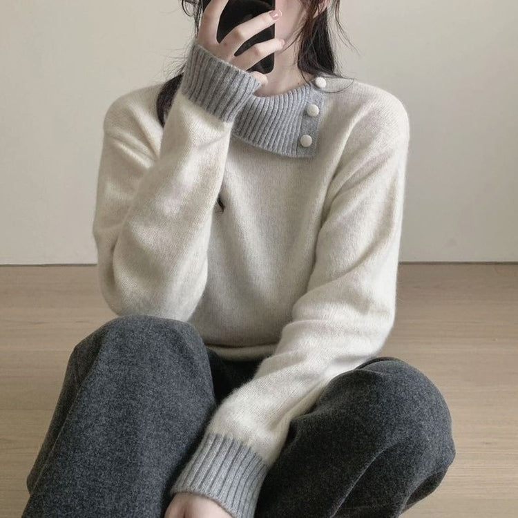 Soft women's knit top - Elegant and versatile