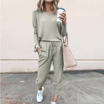 Casual Two-Piece Set for Women with Long Sleeves – Sweater Top and Drawstring Pants