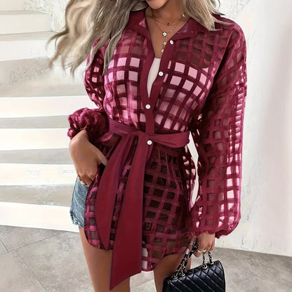 Camicetta da donna rosso vino con lacci che valorizzano la vita – Colletto con revers, maniche lunghe, stile chic