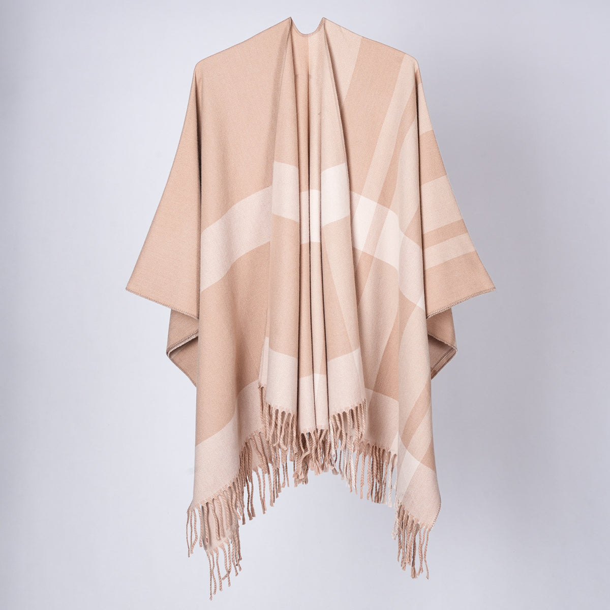 Women’s fringed blanket scarf - Classic and enveloping