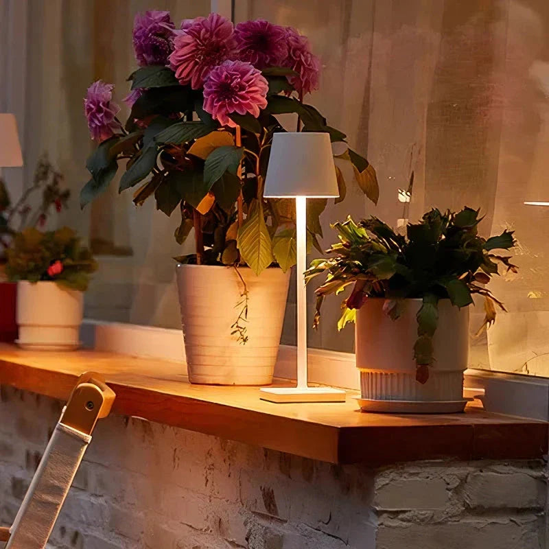Nordiclight - Lampe de table rechargeable sans fil pour un éclairage élégant