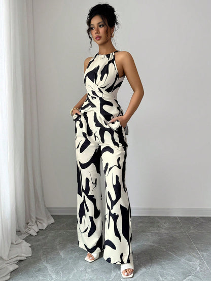 Combinaison femme dos nu imprimé noir et blanc