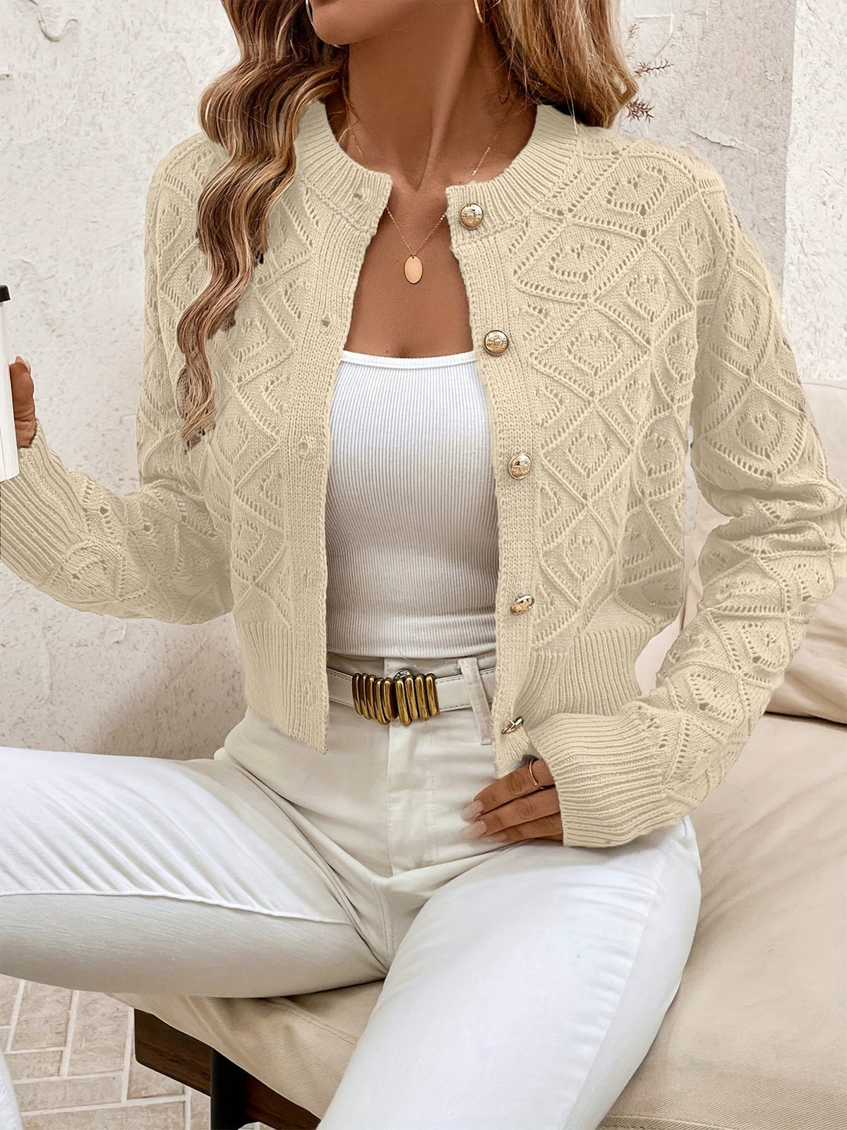 Cardigan femme boutonne ajoure - Elegant et leger