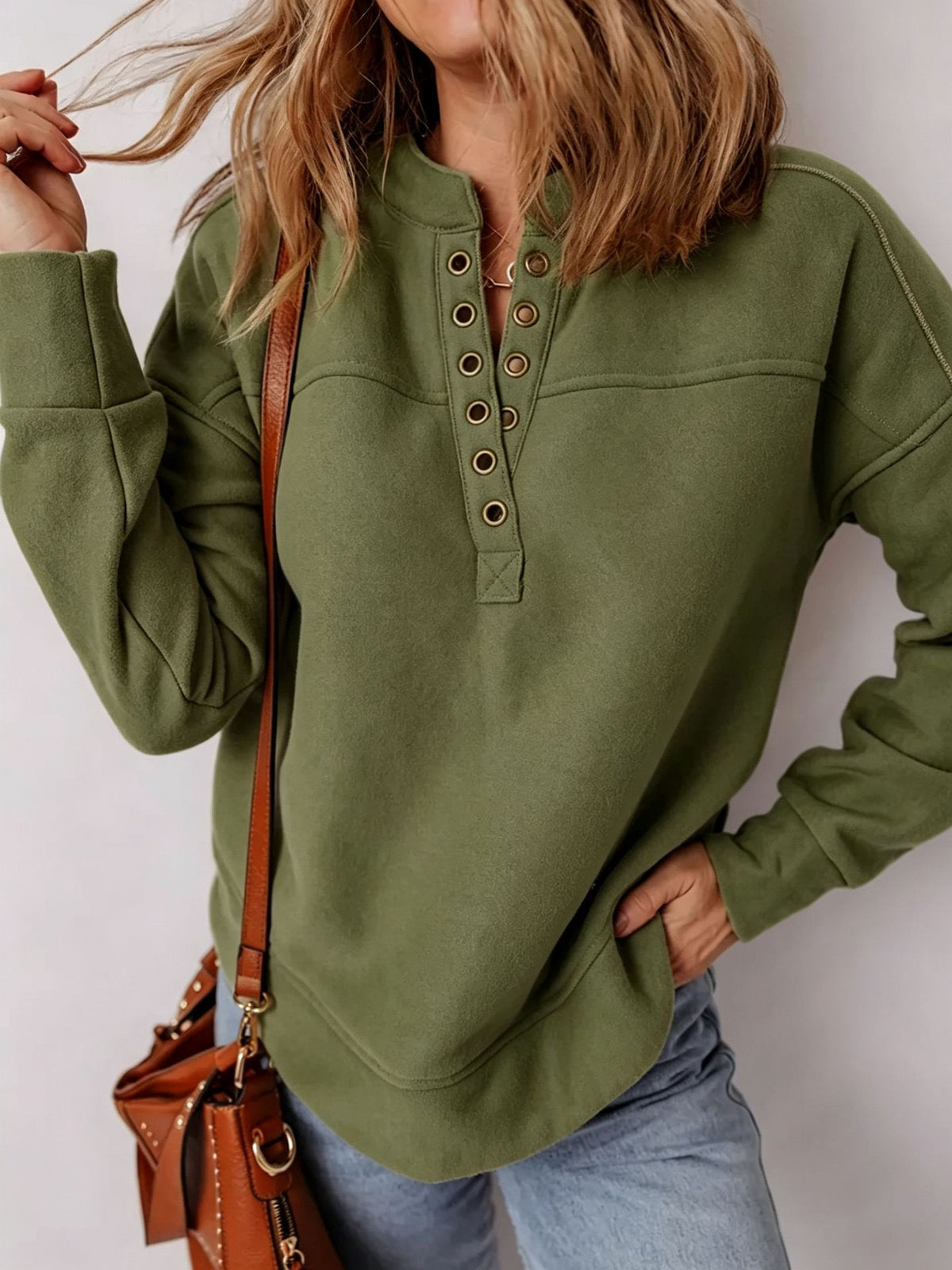 Women's Drop-Shoulder Sweatshirt – Soft and Comfortable