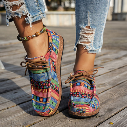 Casual Sneakers with Lively Patchwork – Elegant Footwear for Every Day