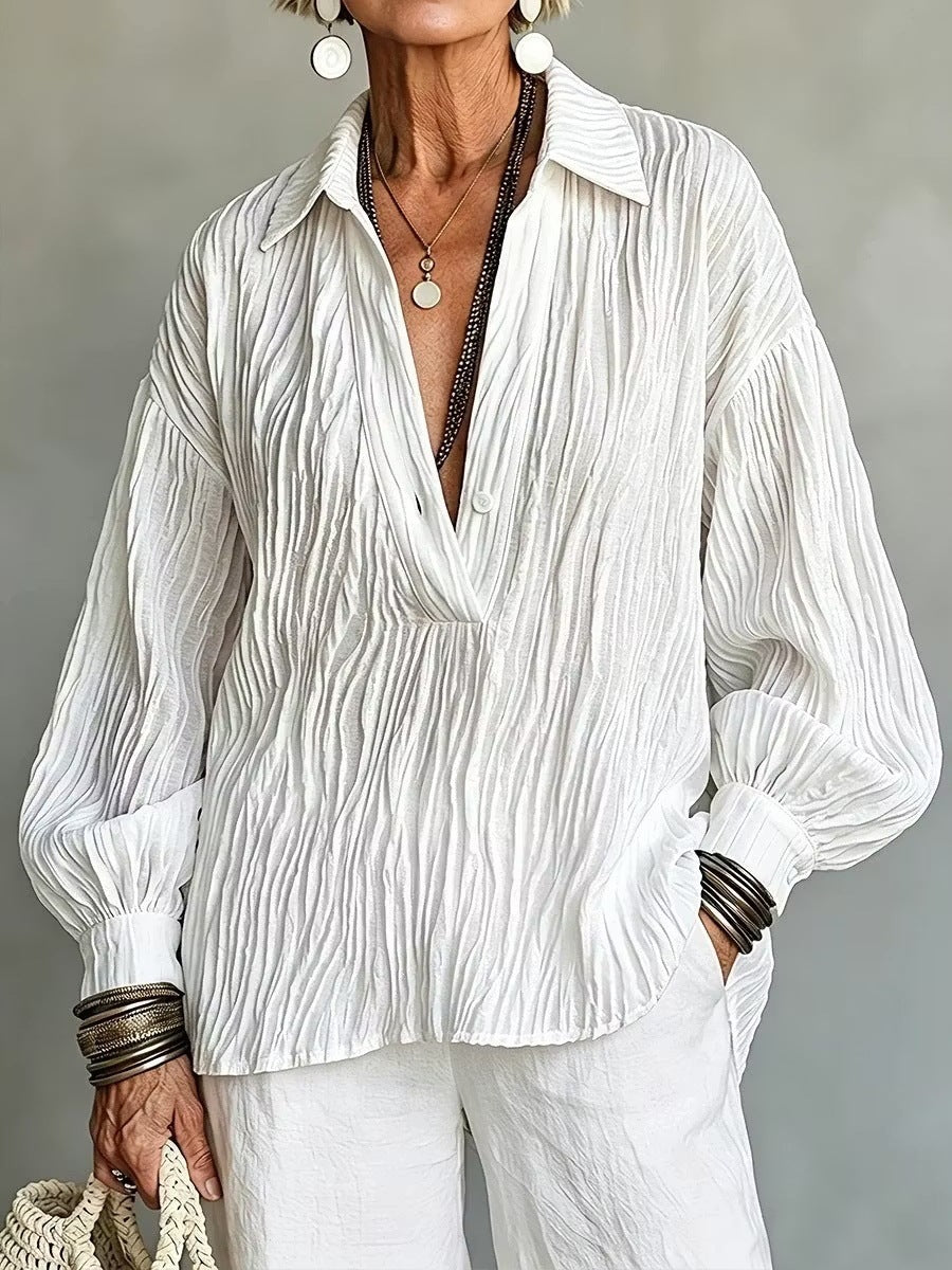 Women's long-sleeved V-neck shirt - Lightweight and elegant
