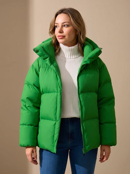 Women's oversized hooded puffer jacket - Warm and modern