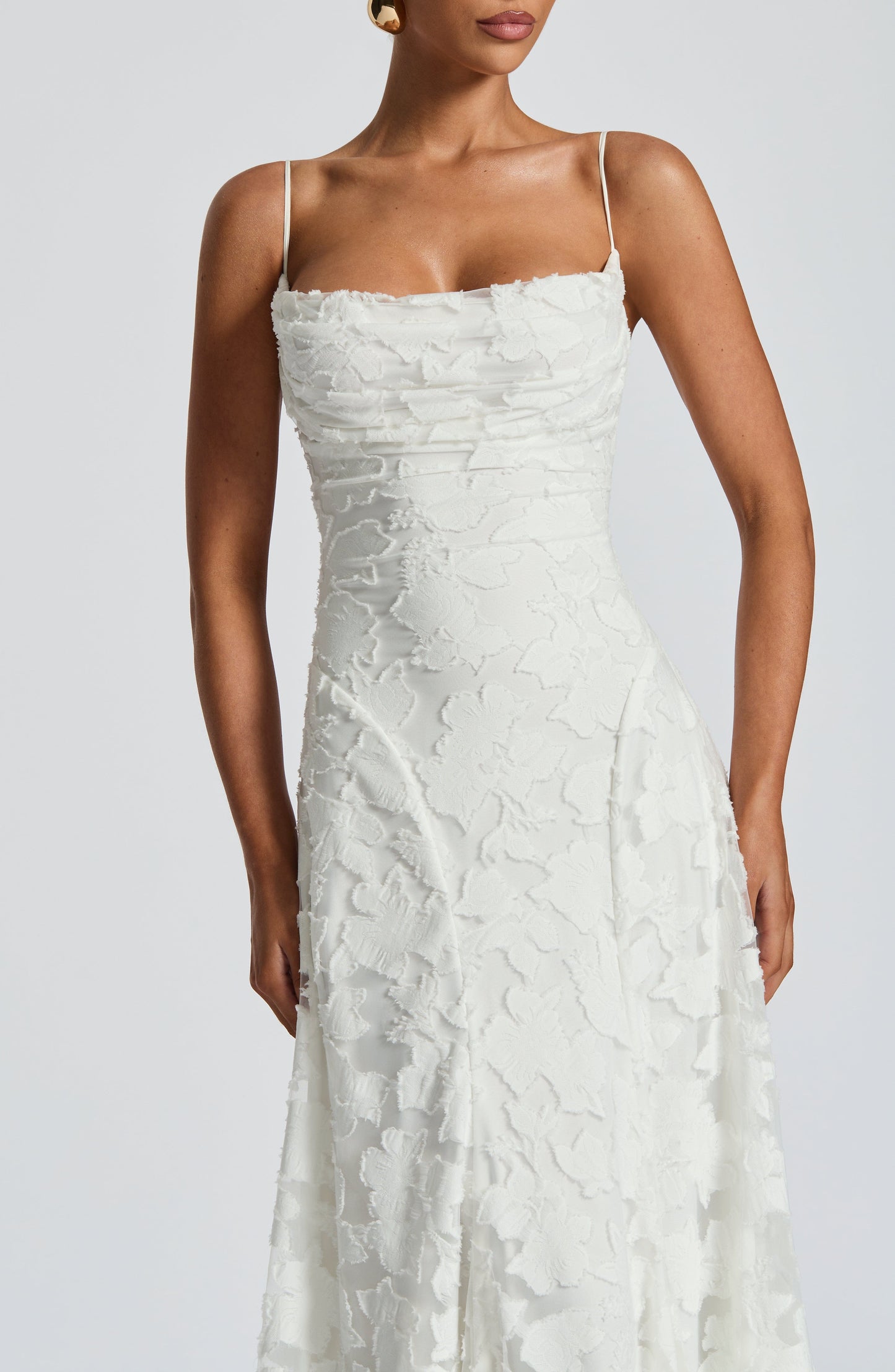 Abito lungo floreale donna con collo drappeggiato e schiena con lacci - Fluido ed elegante