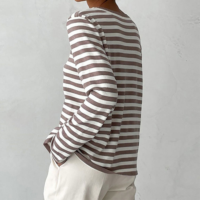 Women's striped crew-neck sweater - Soft and casual