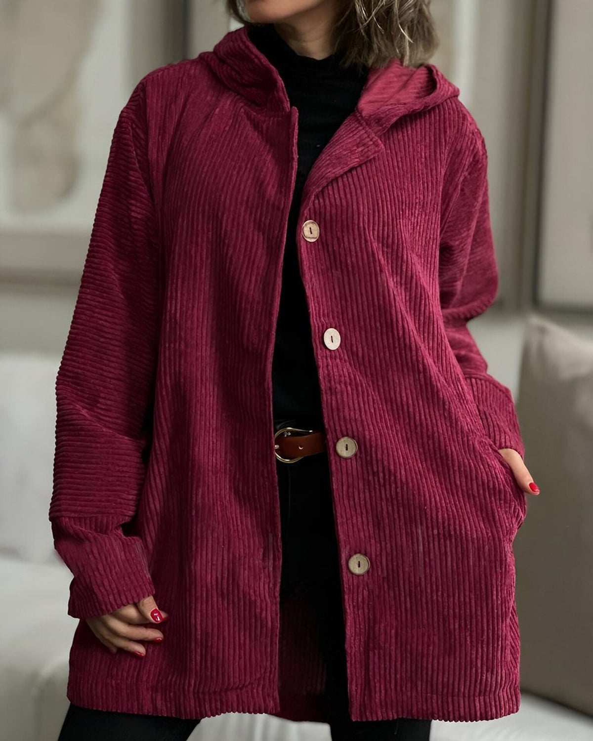 Chaqueta informal de mujer - Con capucha y cierre de botones