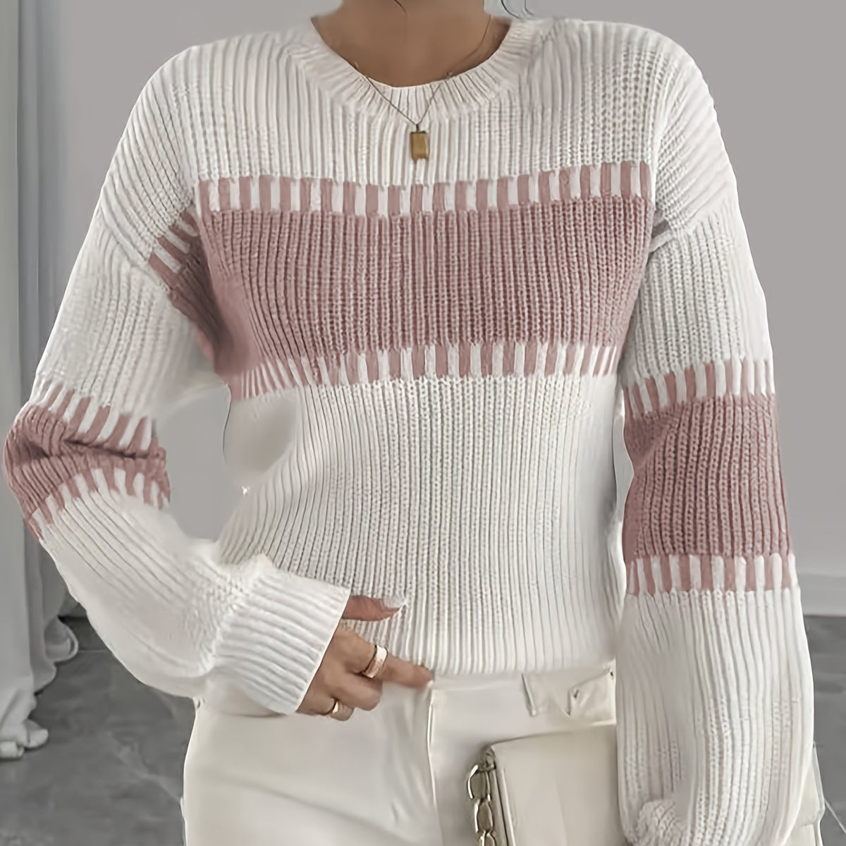 Women's color-block striped sweater – Trendy and soft