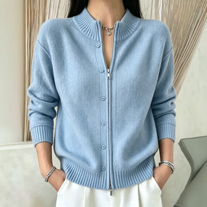 Women's zip-up crew-neck sweater - Soft and practical