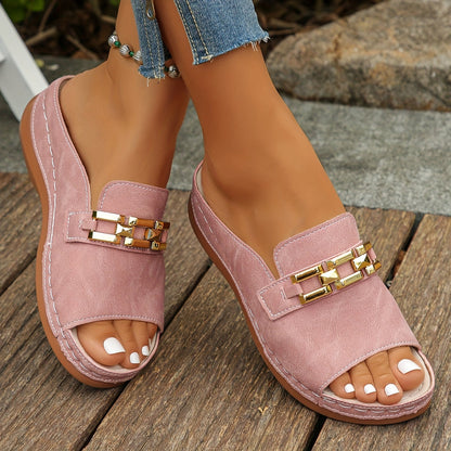 Sandales à lanières dorées pour femmes – Des chaussures élégantes et confortables